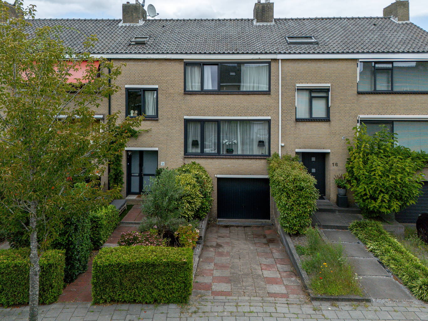 Olgaland 14 Den Haag