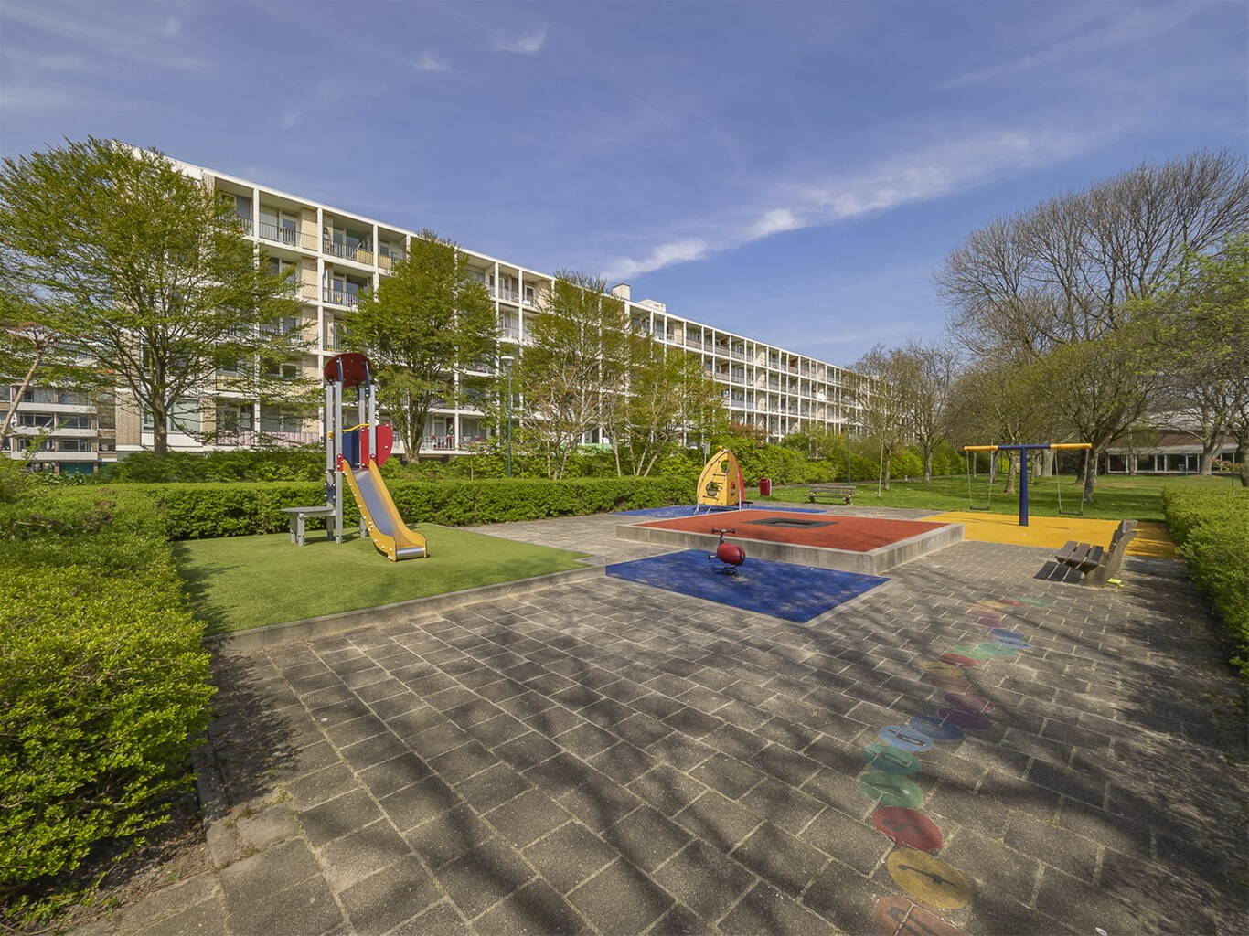 Burgemeester Caan van Necklaan 303 LEIDSCHENDAM