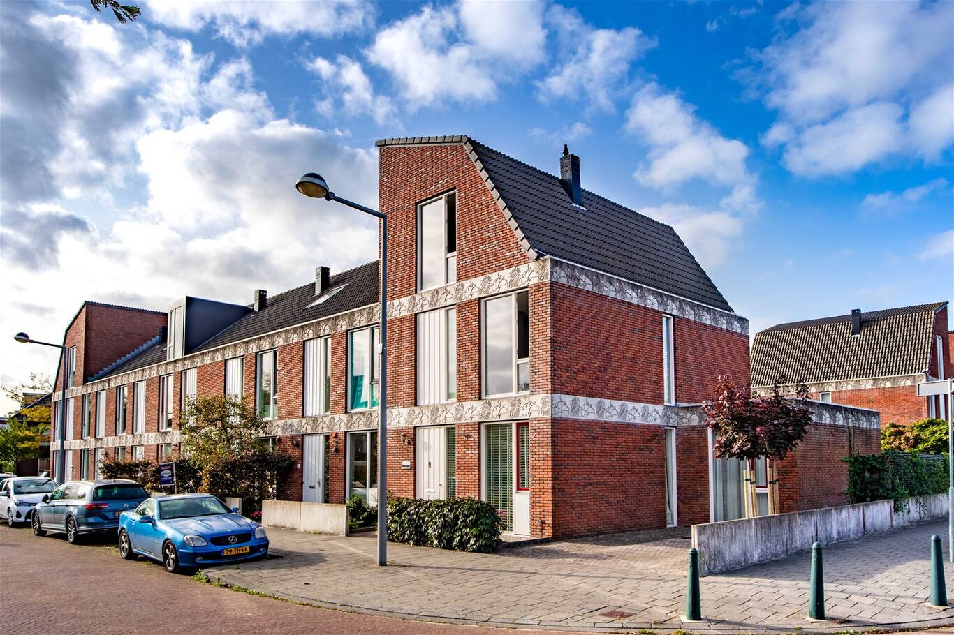 Henk Kompagnelaan 42 'S-GRAVENHAGE