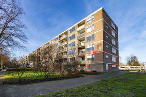 Burgemeester Caan van Necklaan 66, LEIDSCHENDAM