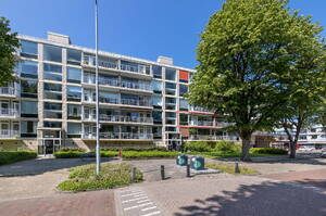 Burgemeester Keijzerlaan 24 LEIDSCHENDAM Burgemeester Keijzerlaan 24 LEIDSCHENDAM