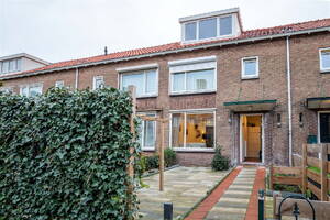 Douwes Dekkerstraat 32, VOORBURG
