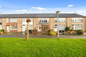 Parelstraat 19, Alphen aan den Rijn Parelstraat 19, Alphen aan den Rijn