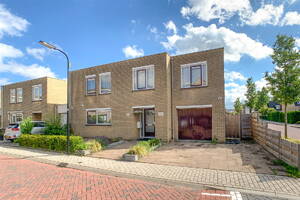 't Smalle Weer 5, LEIDSCHENDAM