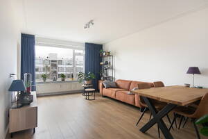 Burgemeester Caan van Necklaan 602, LEIDSCHENDAM