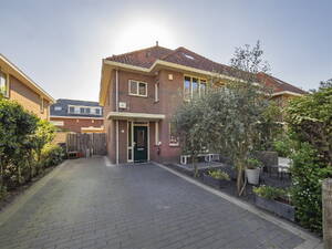 Guirlande 11, 'S-GRAVENHAGE